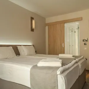 Hugo 3* Varna